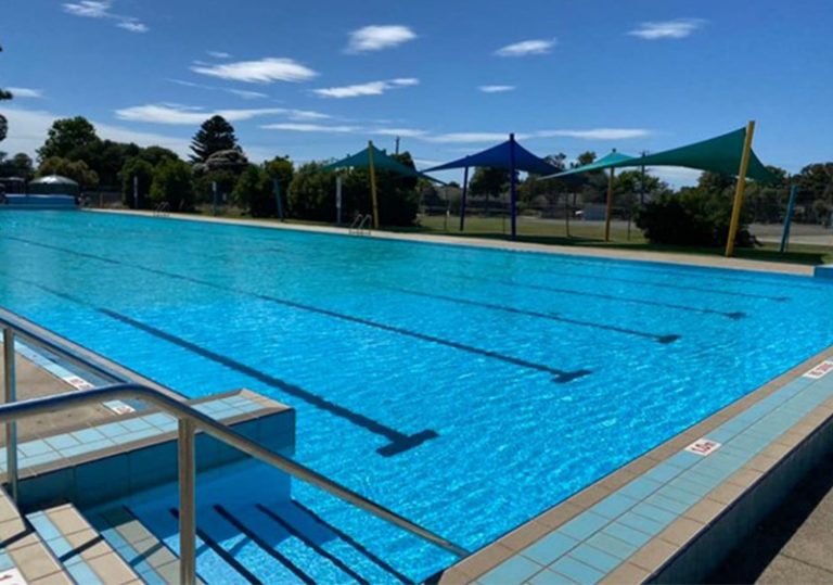 Pakenham Outdoor Pool